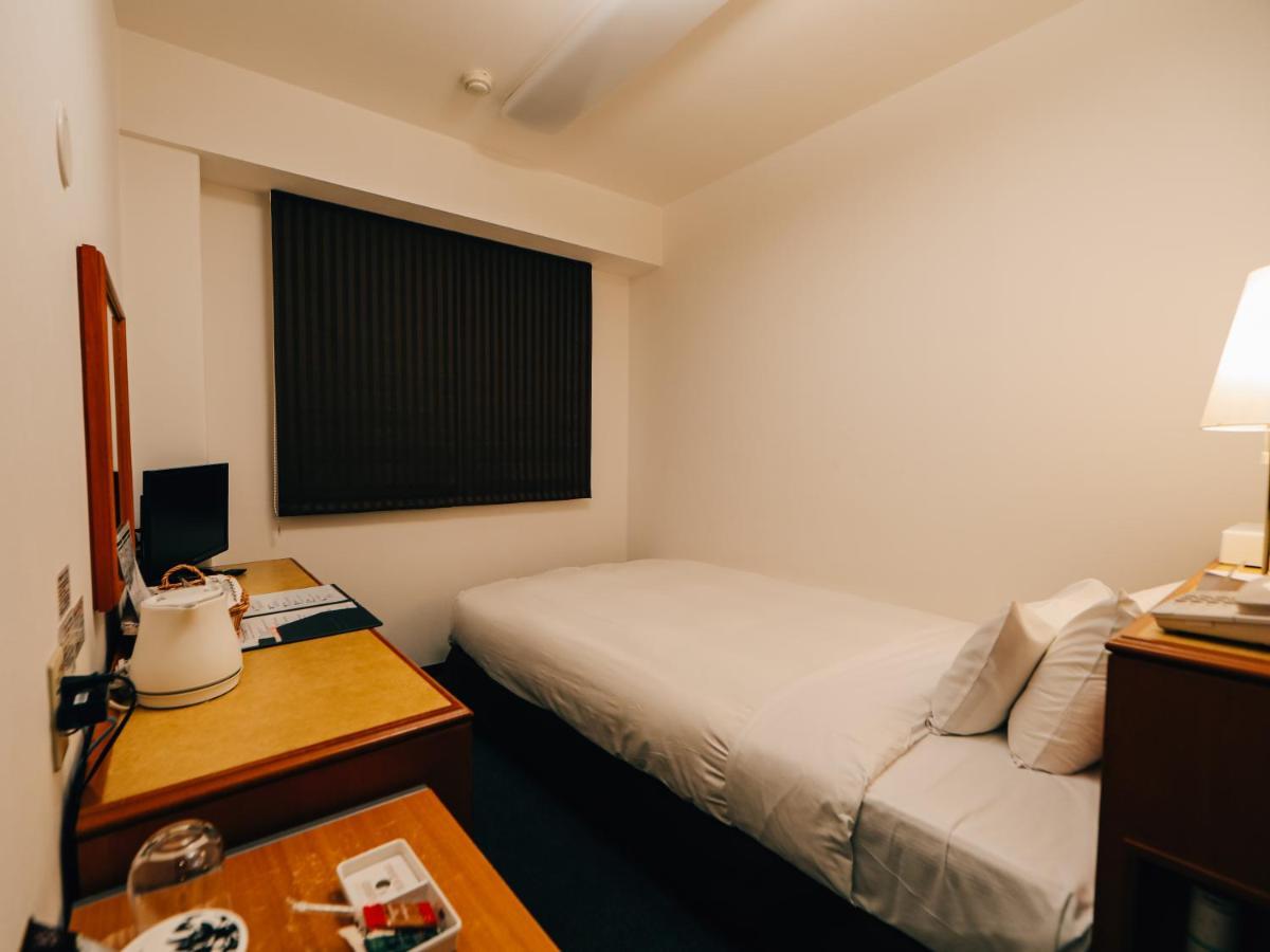 3S Hotel Hiratsuka Bagian luar foto